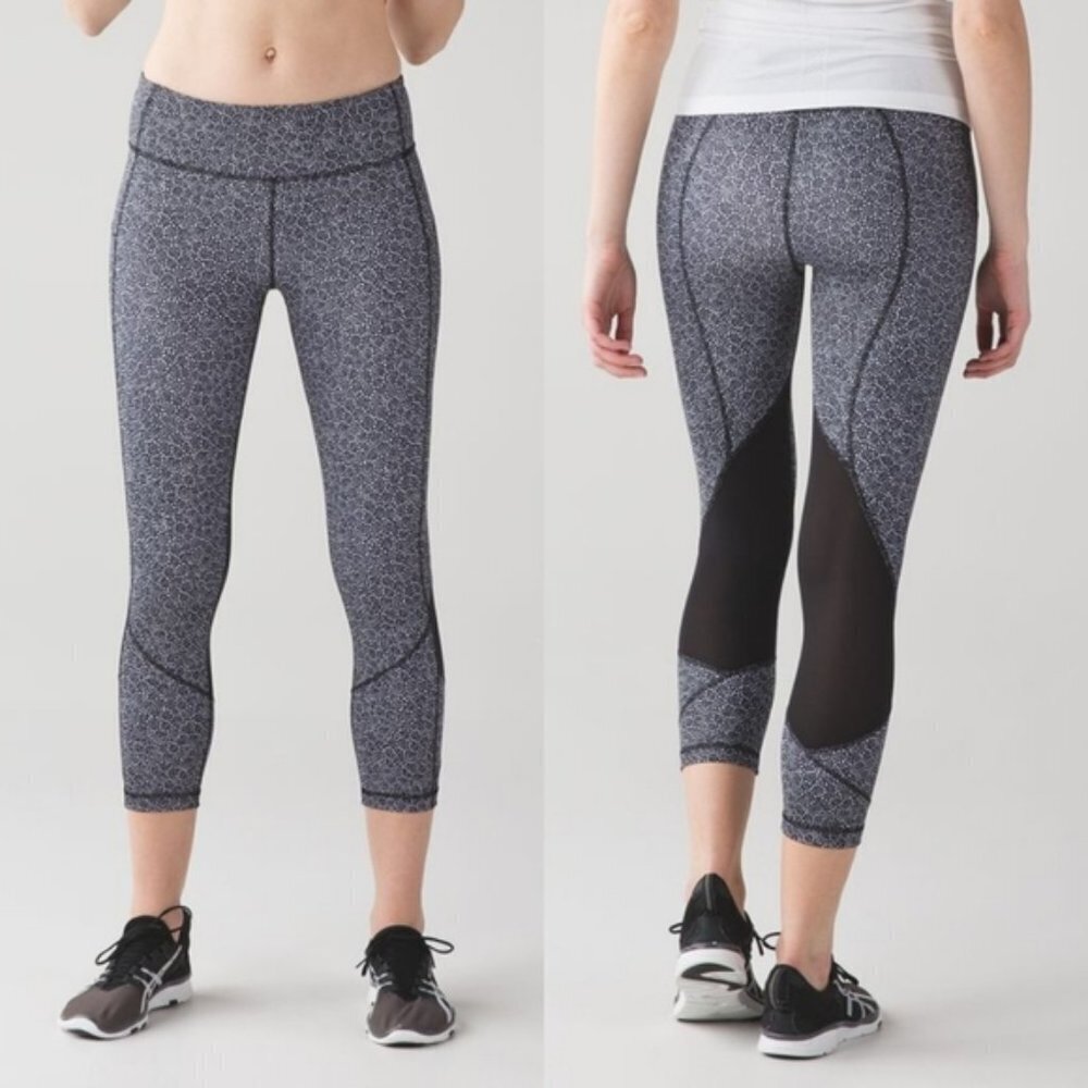 Lululemon Pace Rival Crop Freckle Flower Black White/Black size 4